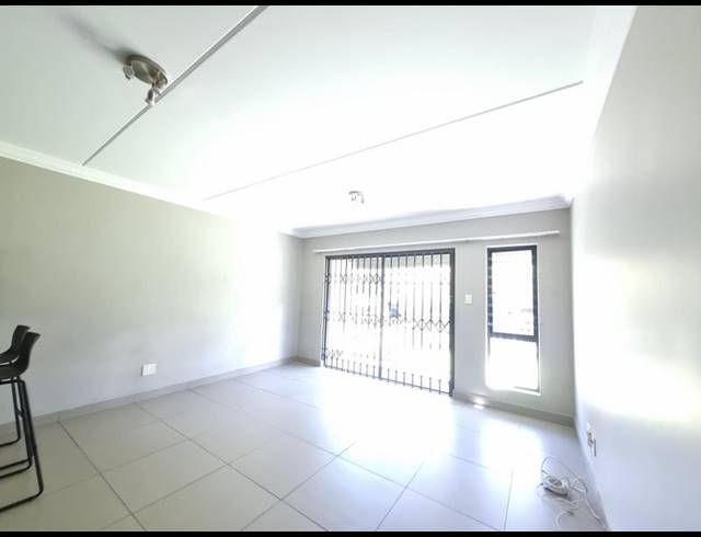 3 BEDROOM PROPERTY TO RENT IN FOURWAYS